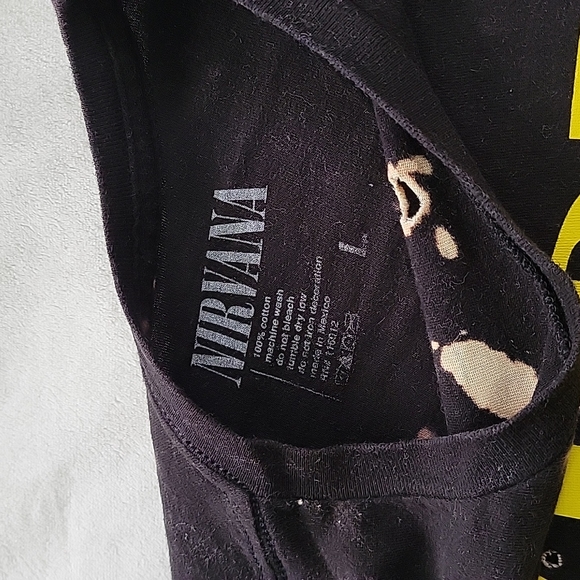 π§ NIRVANA GRAPHIC BLEACHED DISTRESSED MUSCLE TANK T SHIRT OVERSIZED LARGE TOP - Picture 5 of 6